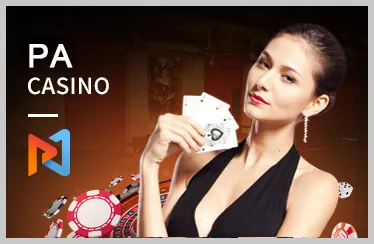 Bánh xe Roulette và bàn Blackjack